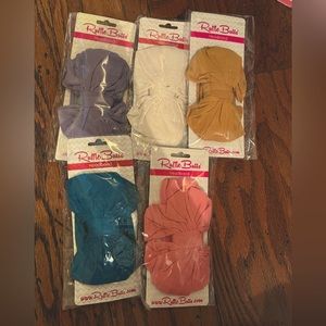 5 Ruffle Butt headbands.